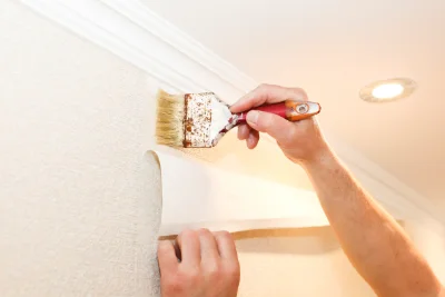Pose de papier peint à Boësses — revêtements muraux et toiles de verre